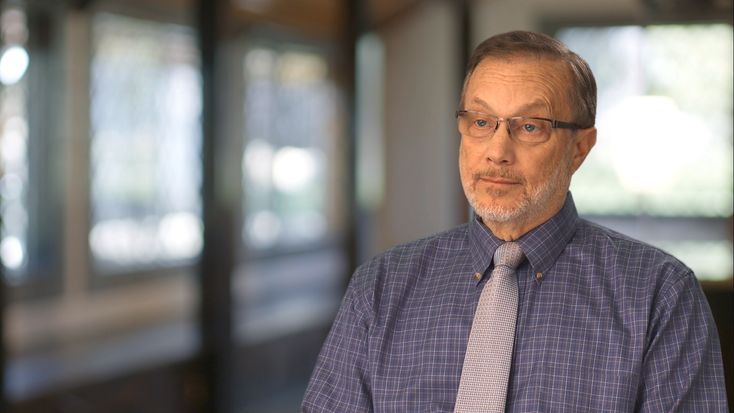 Mary Kahn Never Told Her Son He Has a Half-Brother, Says Family Friend